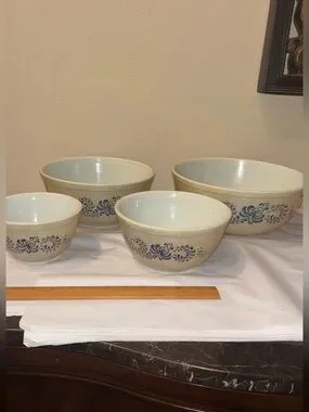 Pyrex | Kitchen | Vintage Pyrex Homestead 4402403404 Set Of 4 Mixing ...